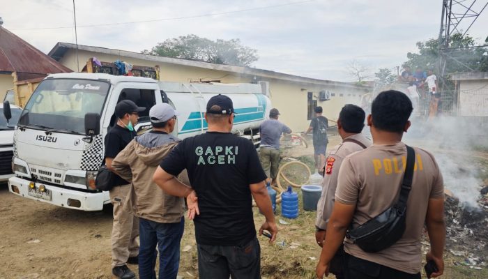 GAPKI Aceh Salurkan Bantuan Air Bersih hingga Bahan Pangan untuk Korban Bencana
