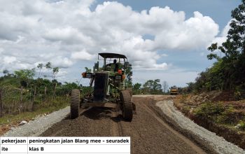 PUPR Aceh Barat Lanjutkan Pengaspalan Jalan Blang Mee–Seuradeuk Sepanjang 200 Meter